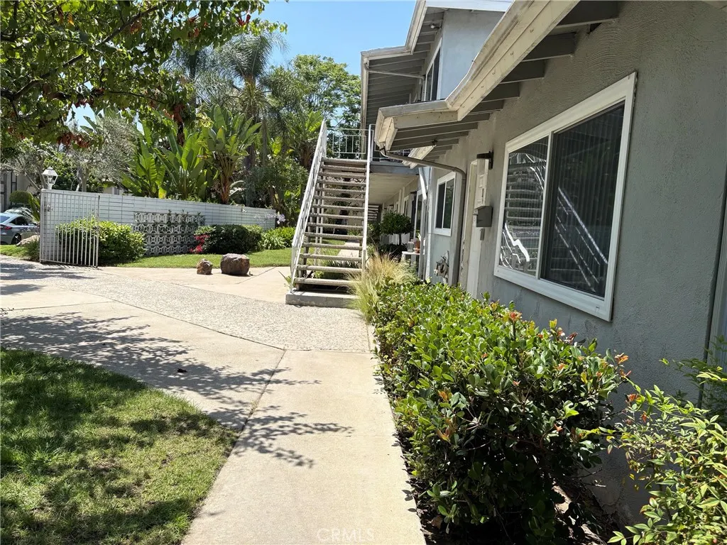 445 W Front Street