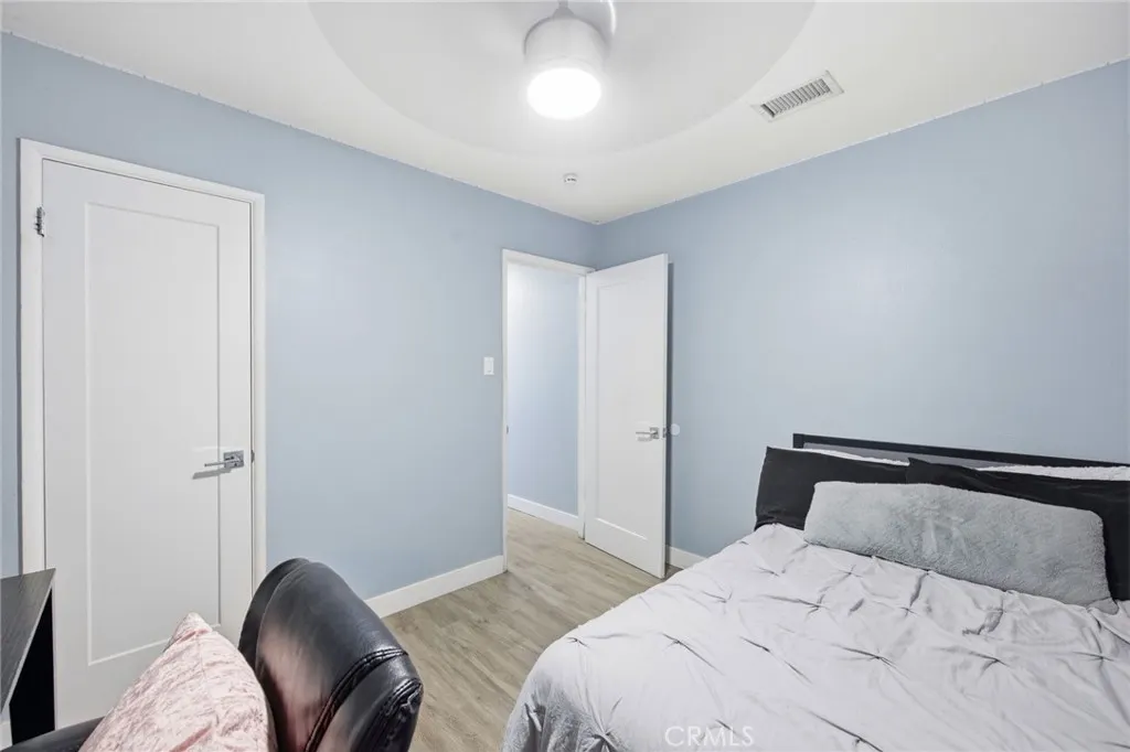 1139 Aldgate