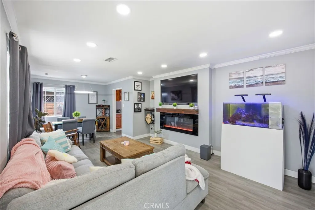 1139 Aldgate