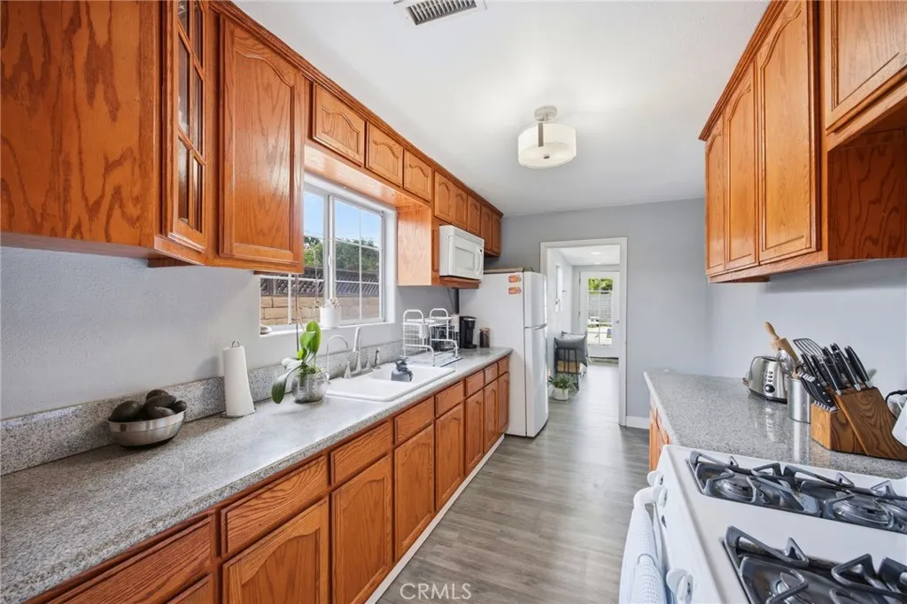 1139 Aldgate