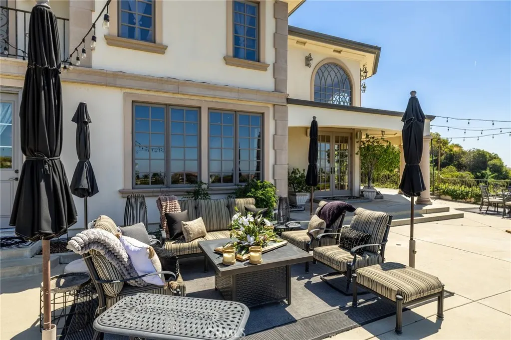 590 Gordon Highlands