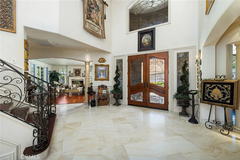 590 Gordon Highlands