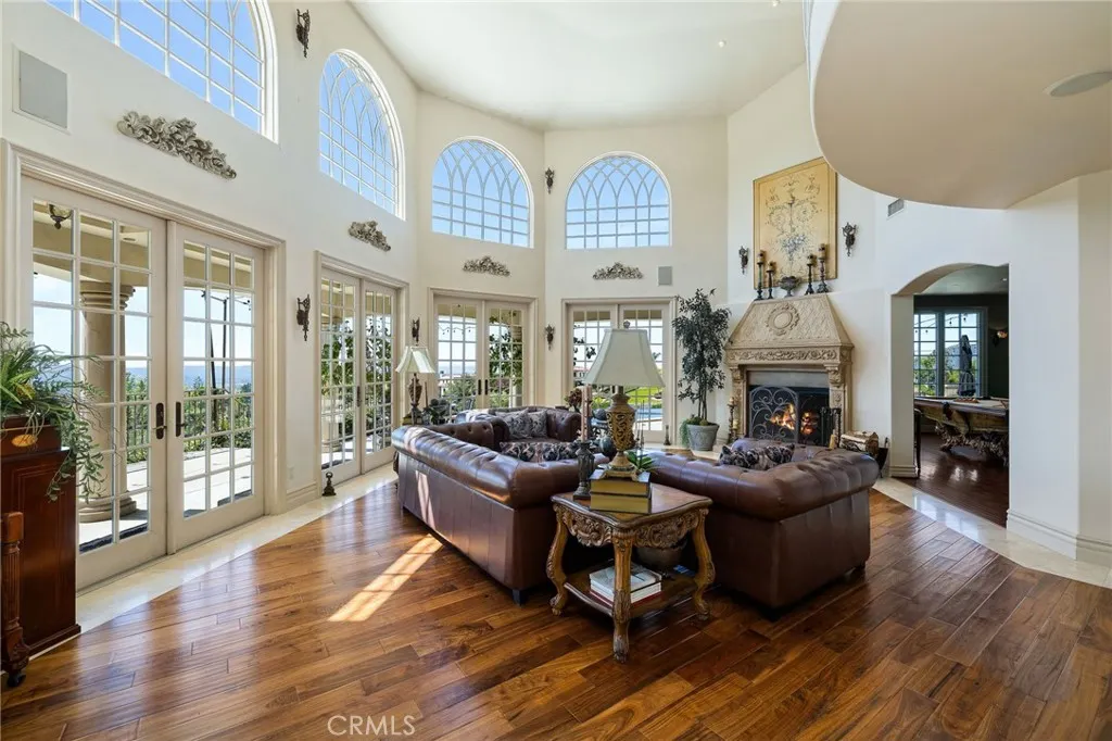 590 Gordon Highlands