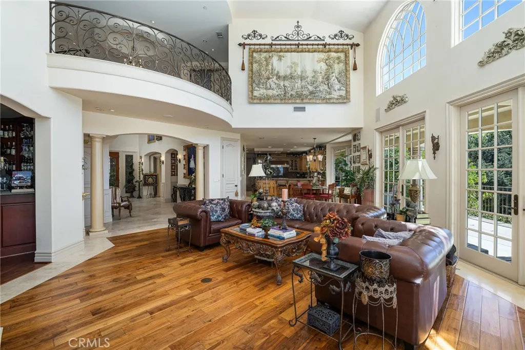 590 Gordon Highlands
