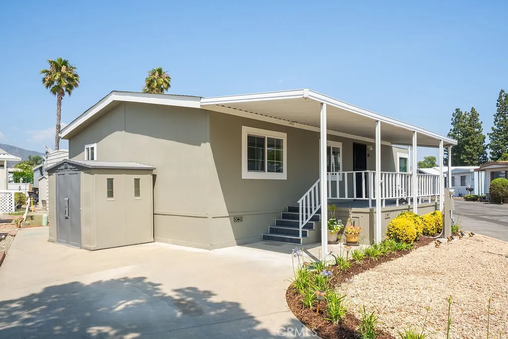 840 E Foothill #84