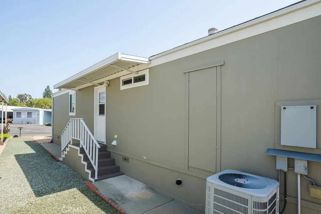 840 E Foothill #84