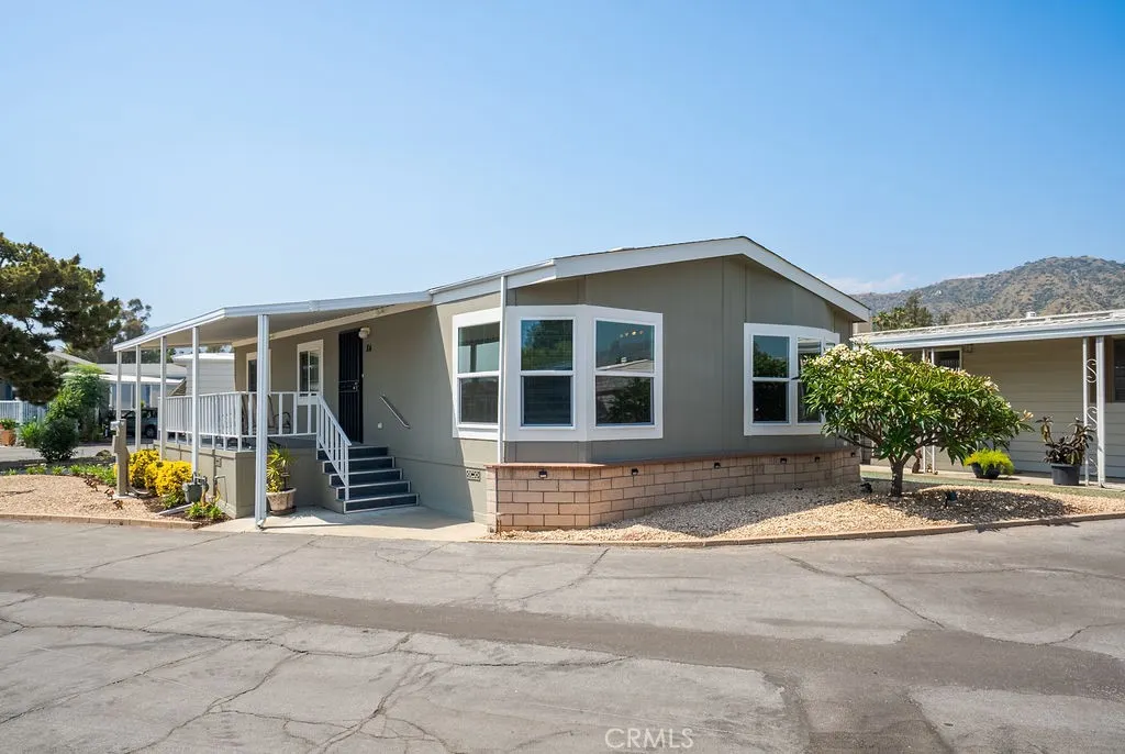 840 E Foothill #84