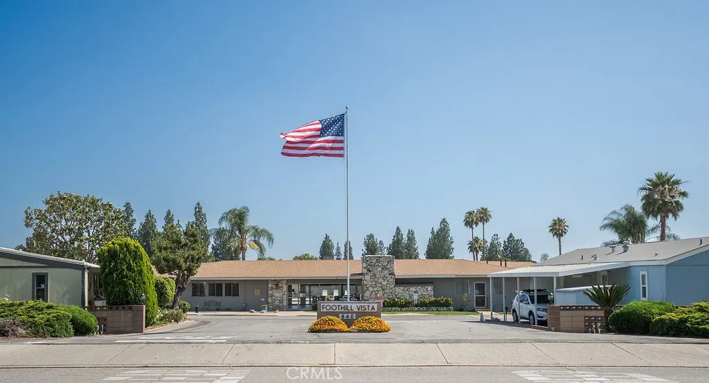 840 E Foothill #84