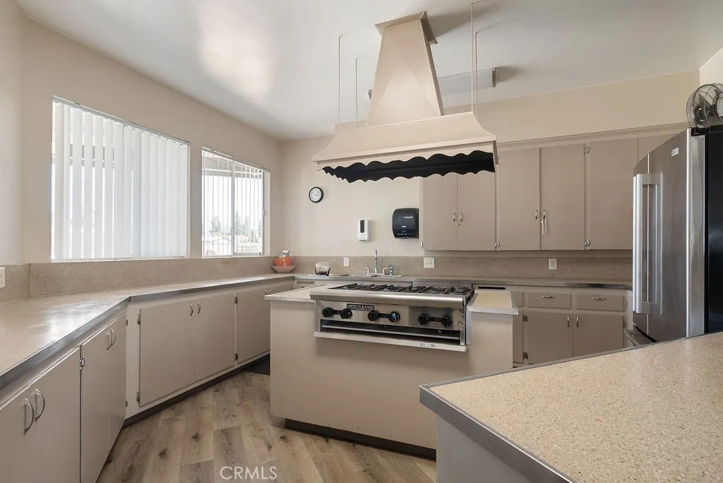 840 E Foothill #84