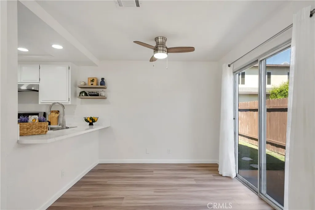 700 W 2nd Street