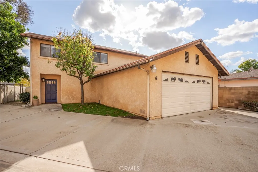 700 W 2nd Street