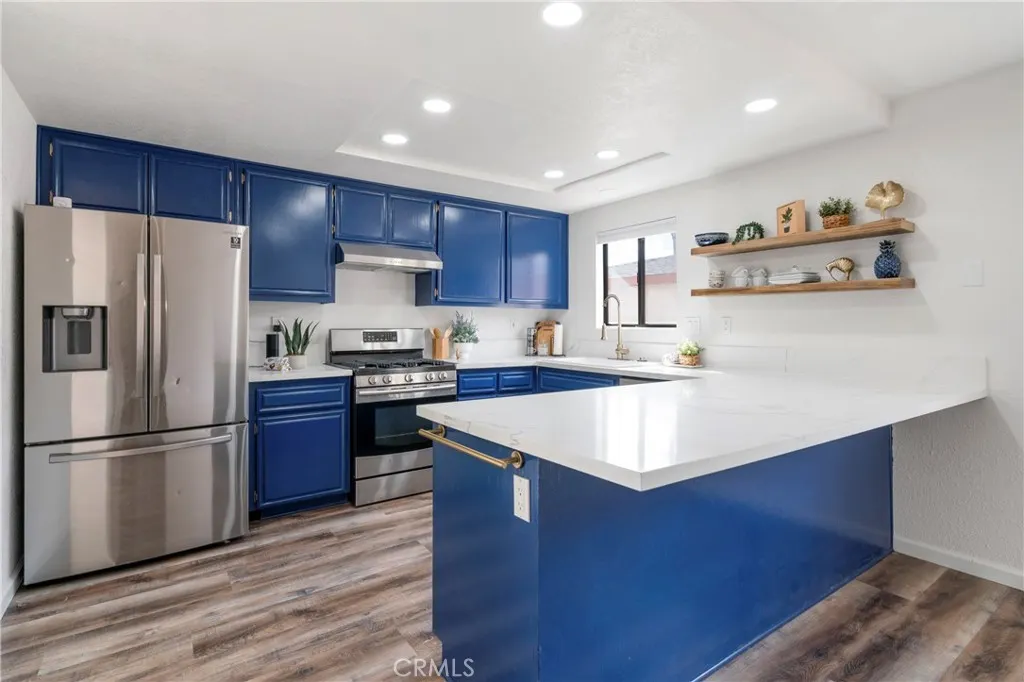 700 W 2nd Street