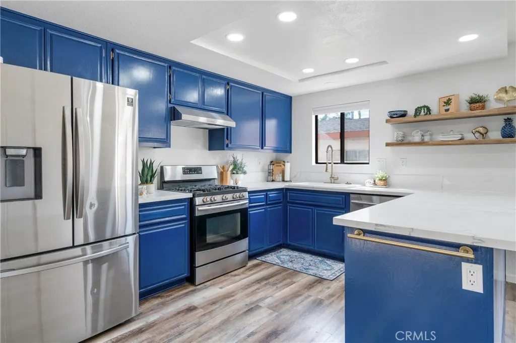 700 W 2nd Street