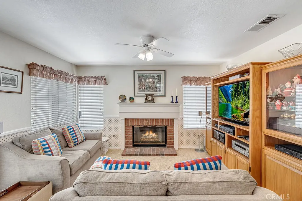 3246 Barn Owl Way