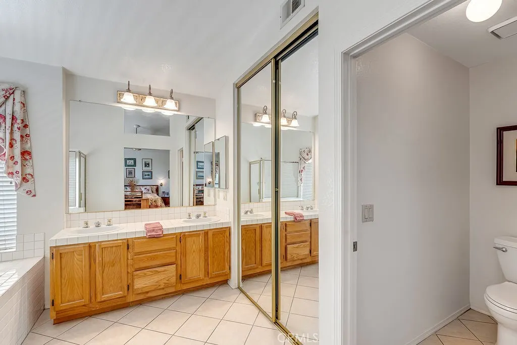 3246 Barn Owl Way