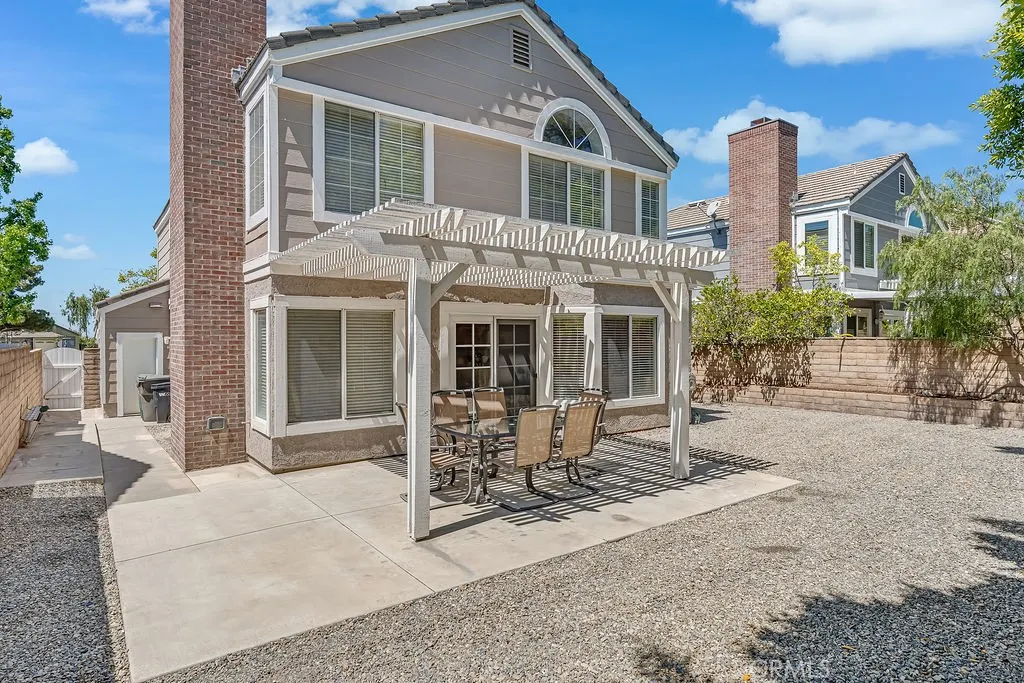 3246 Barn Owl Way