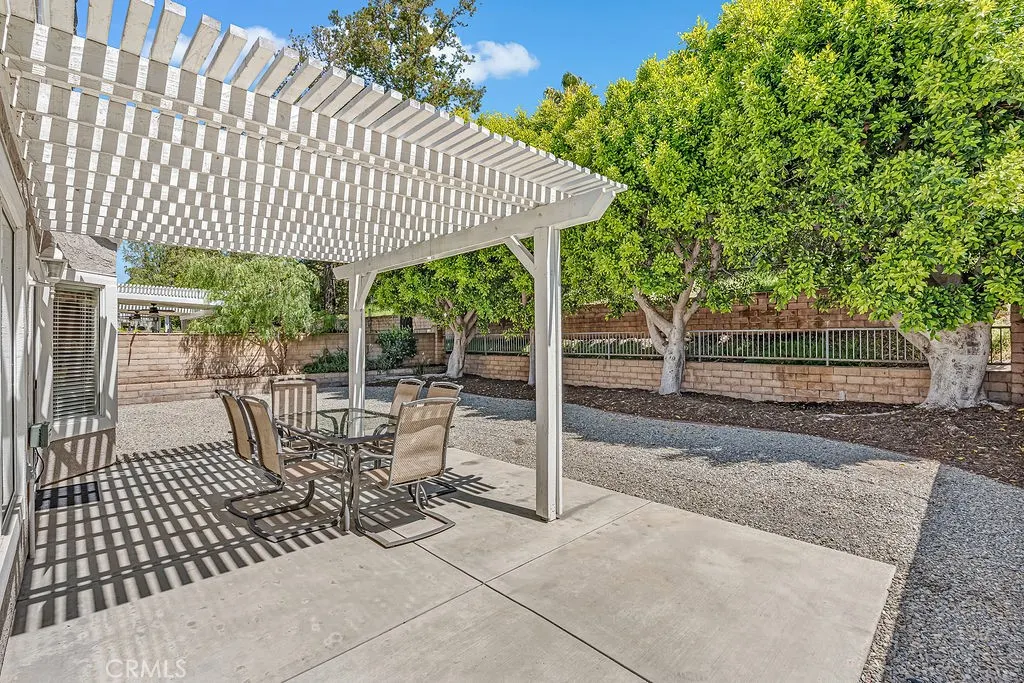 3246 Barn Owl Way