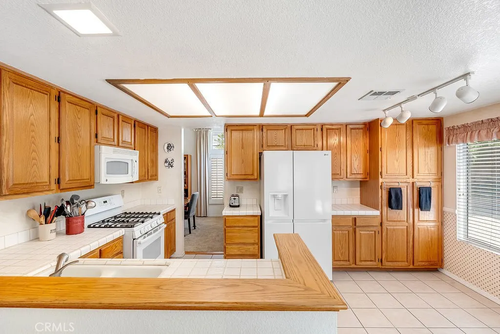 3246 Barn Owl Way