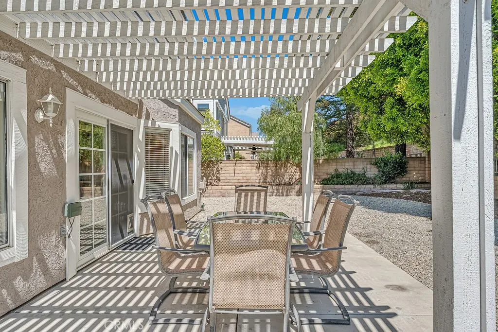 3246 Barn Owl Way