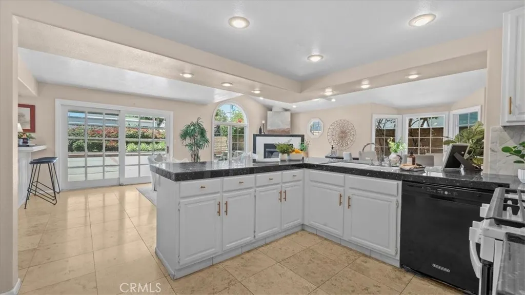 4571 Bixby Drive