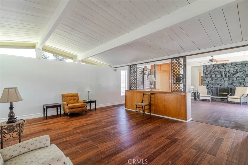 1434 E Holly Oak Drive