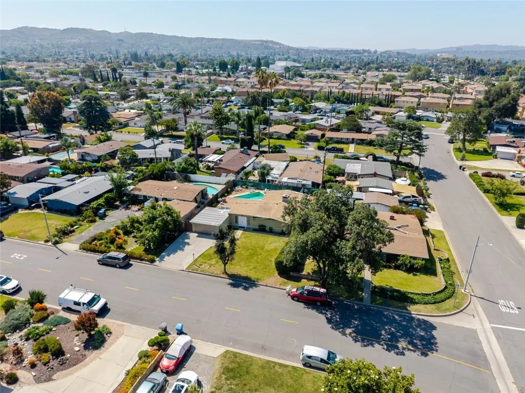 1434 E Holly Oak Drive