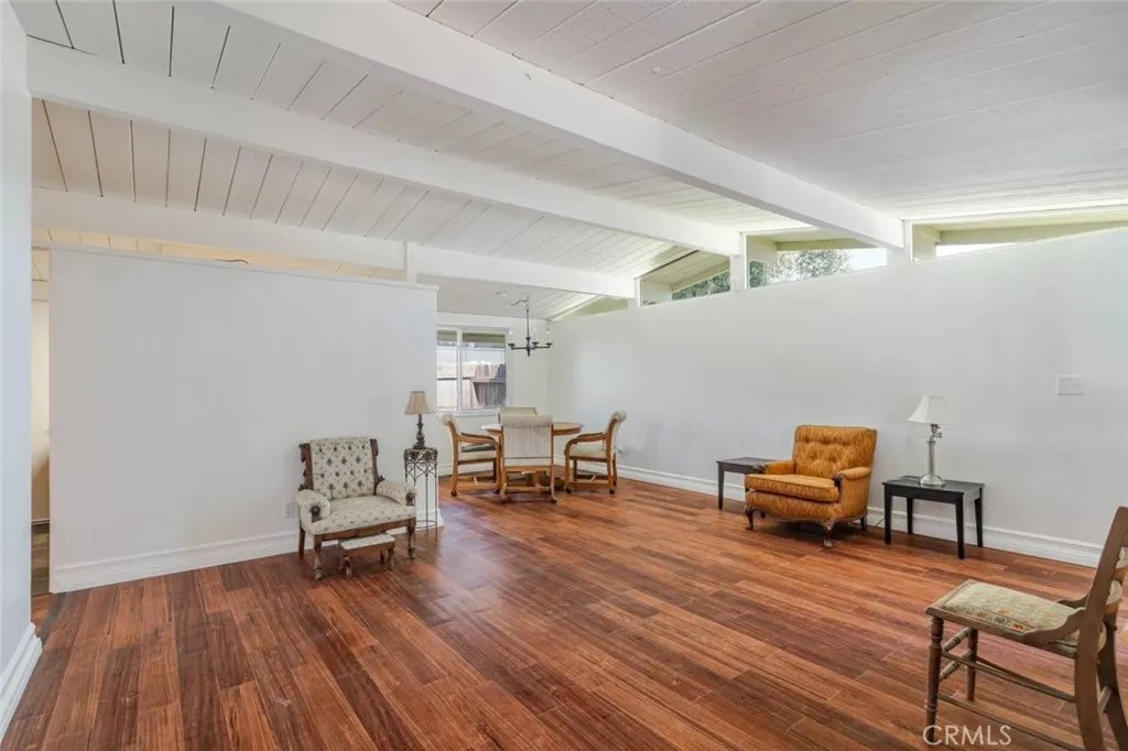 1434 E Holly Oak Drive
