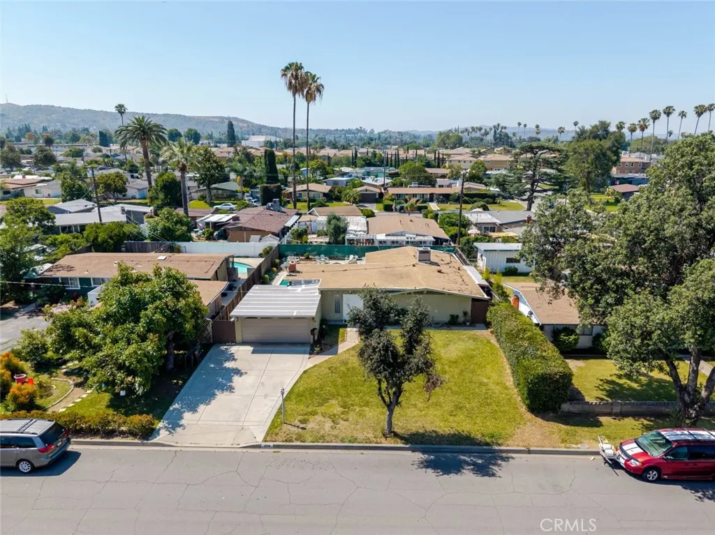 1434 E Holly Oak Drive