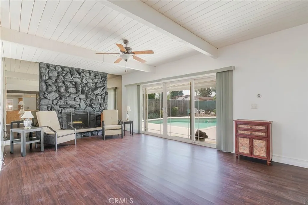 1434 E Holly Oak Drive