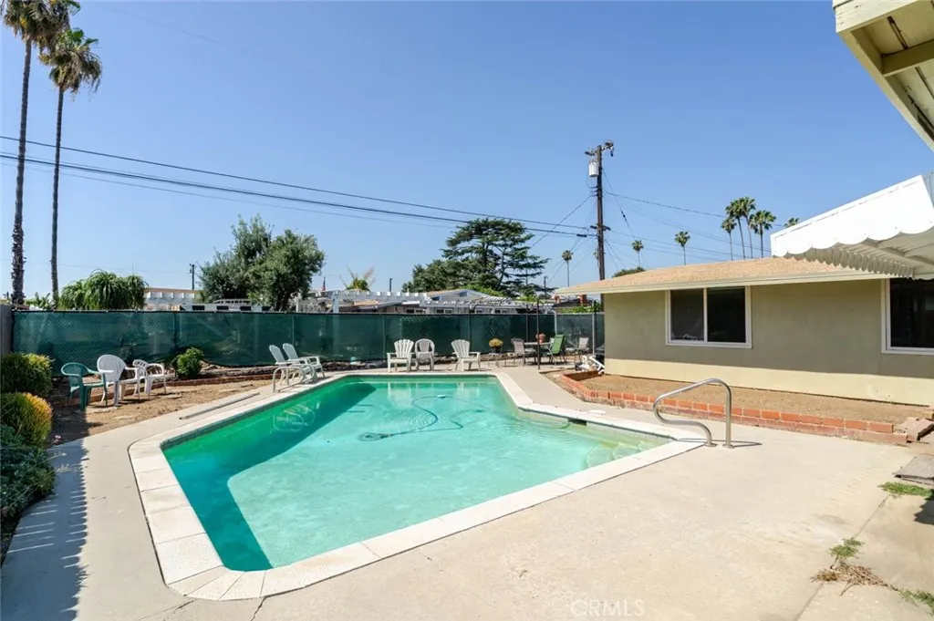1434 E Holly Oak Drive