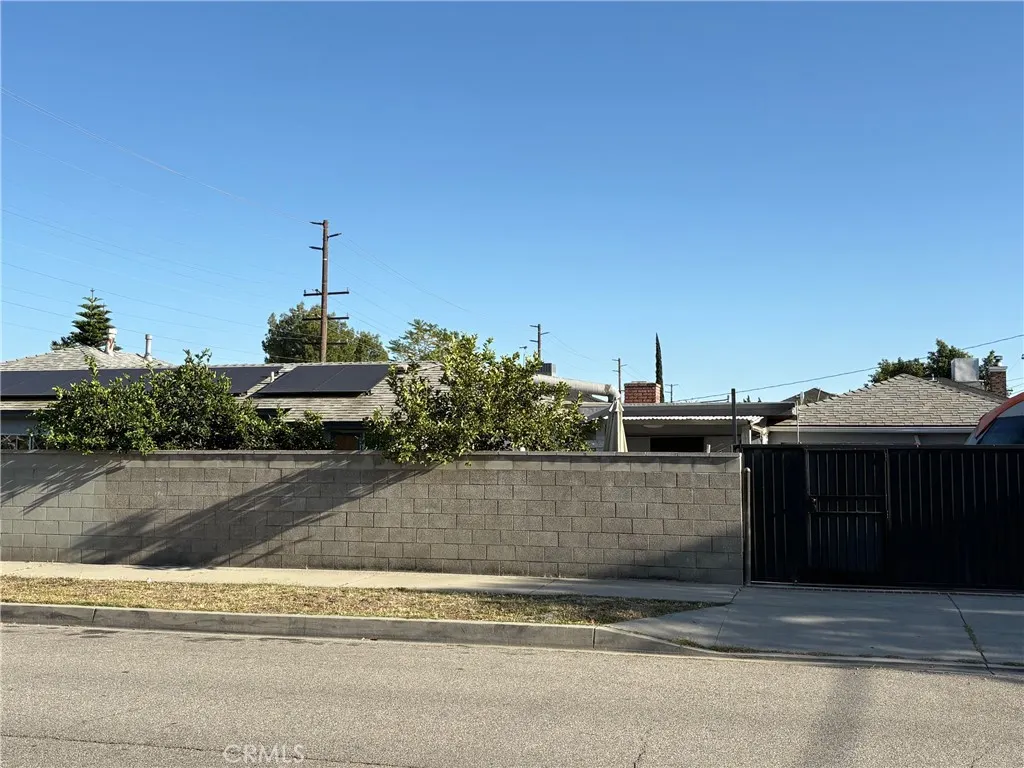 547 N Angeleno Avenue