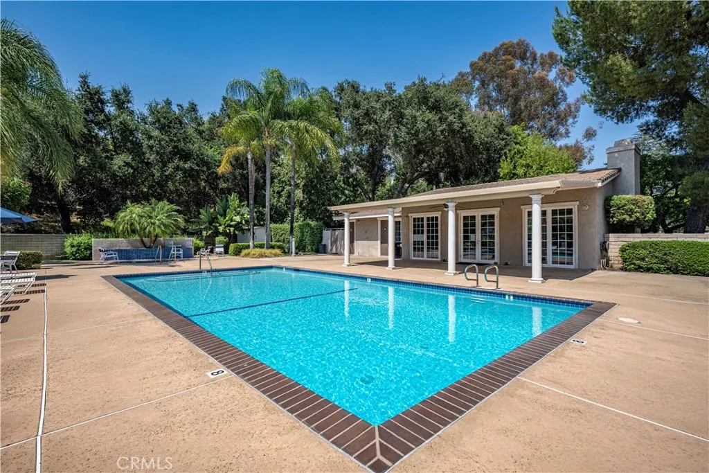 963 Shady Lane