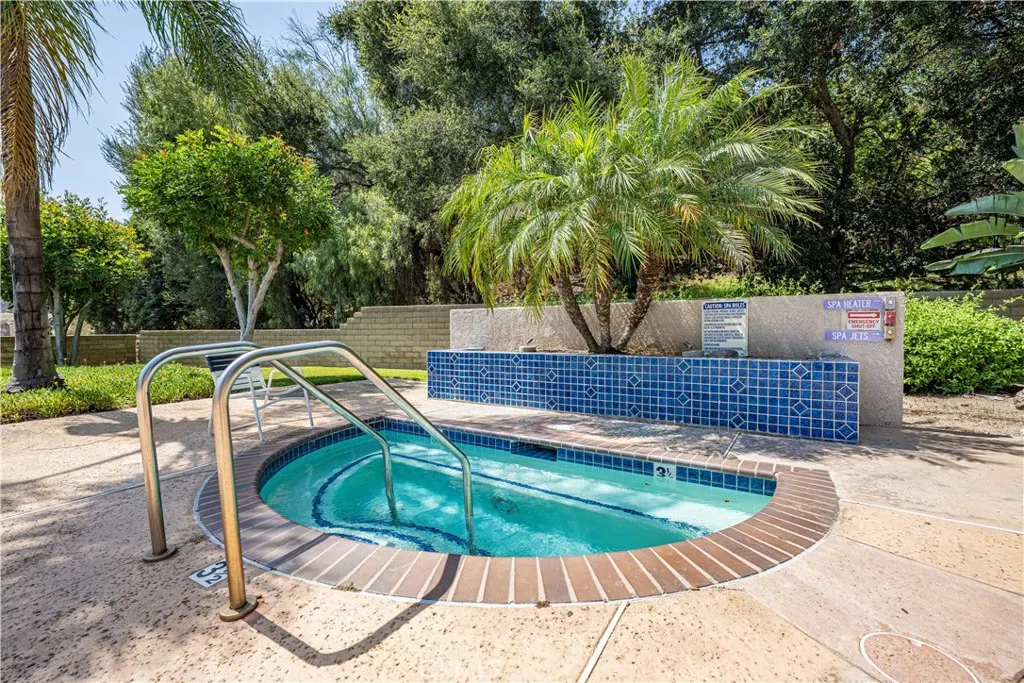 963 Shady Lane
