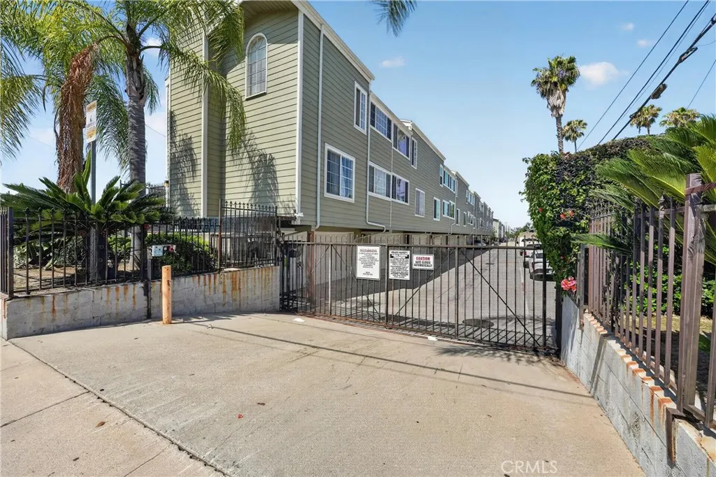 4191 Baldwin Park Blvd. #2