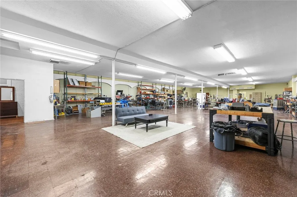 10640 Main Street