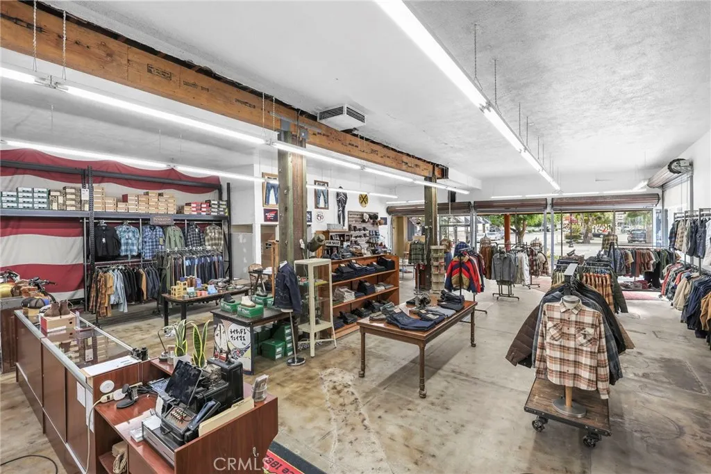 10640 Main Street