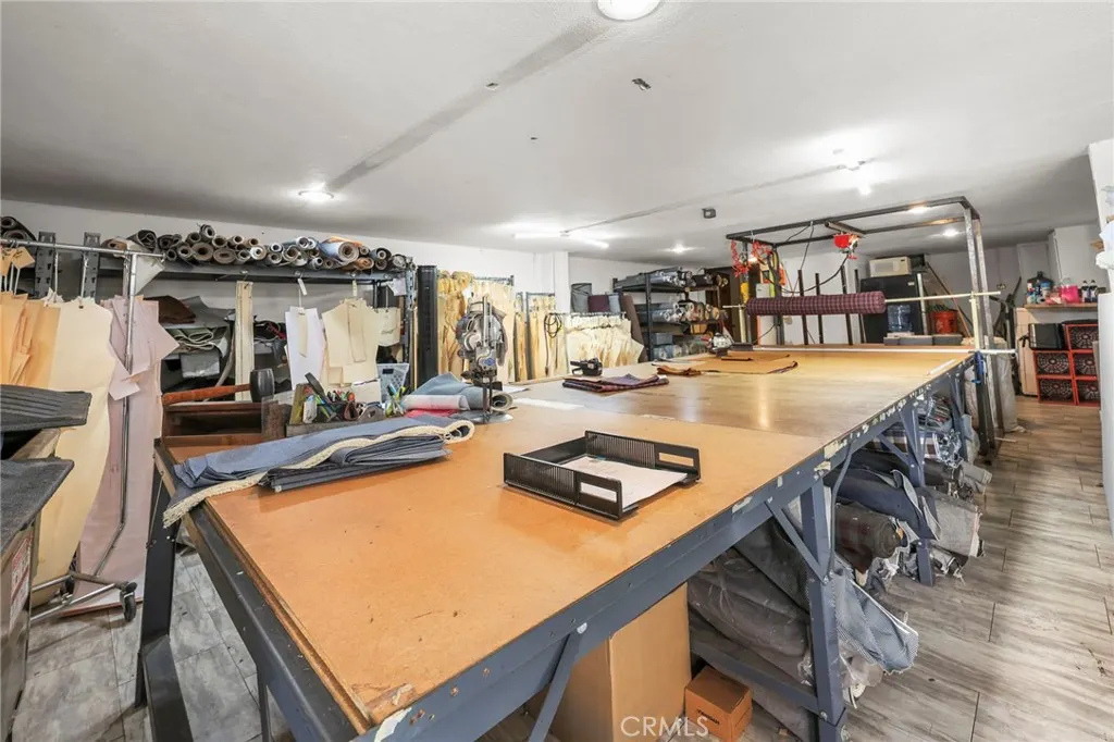 10640 Main Street