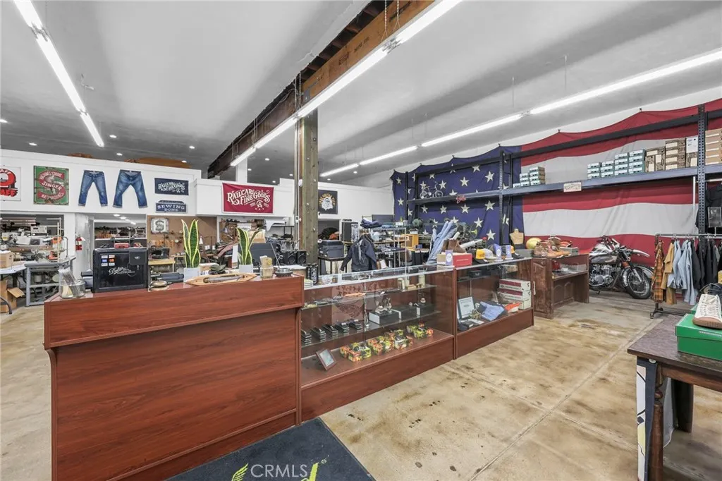 10640 Main Street