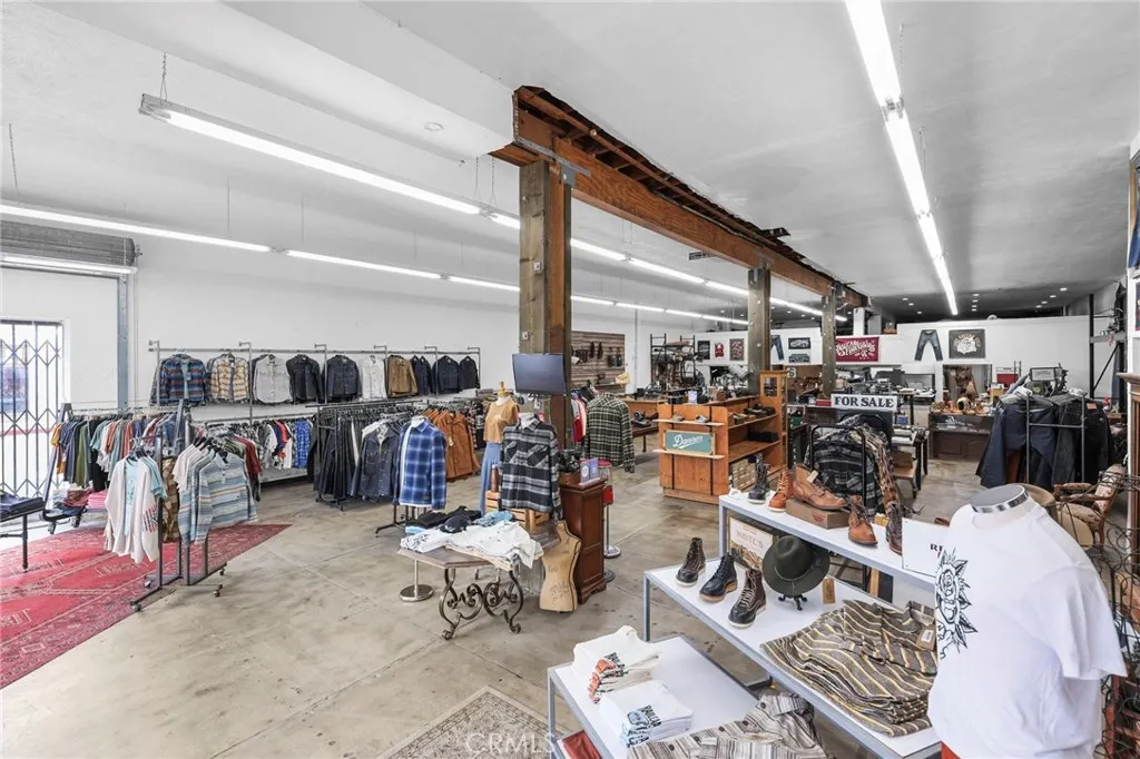 10640 Main Street