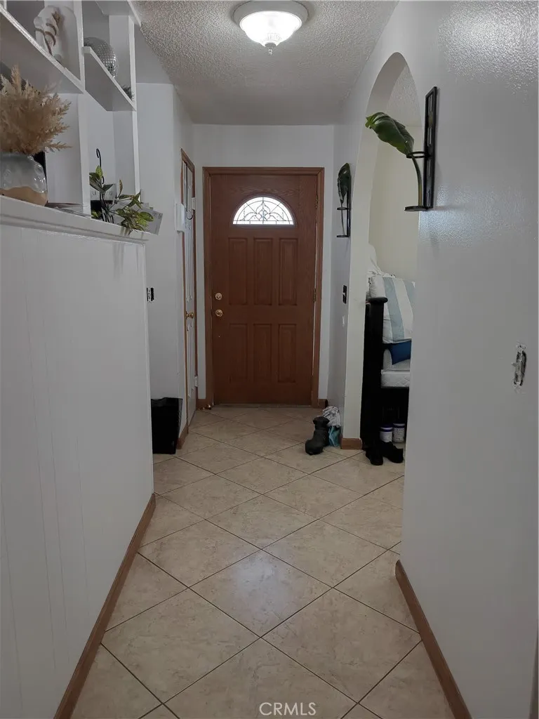 21330 E Calora
