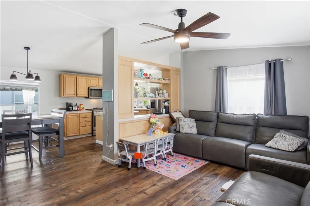 2755 Arrow Highway #61
