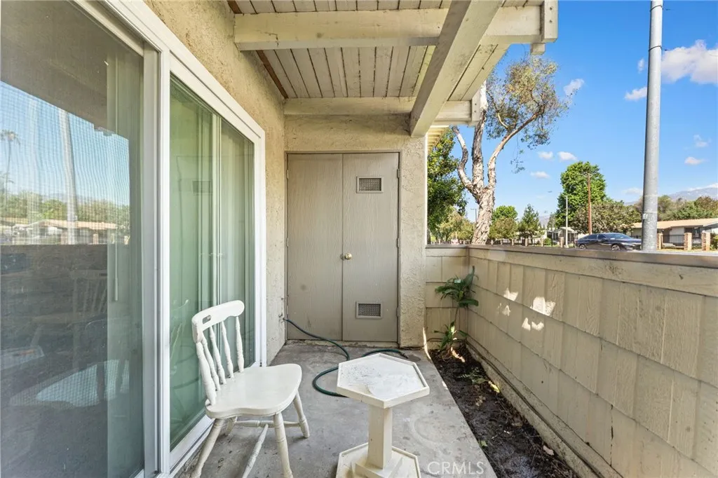 1130 E Alosta #B102