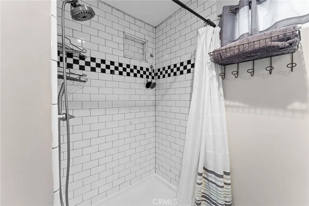 1205 Cypress #181