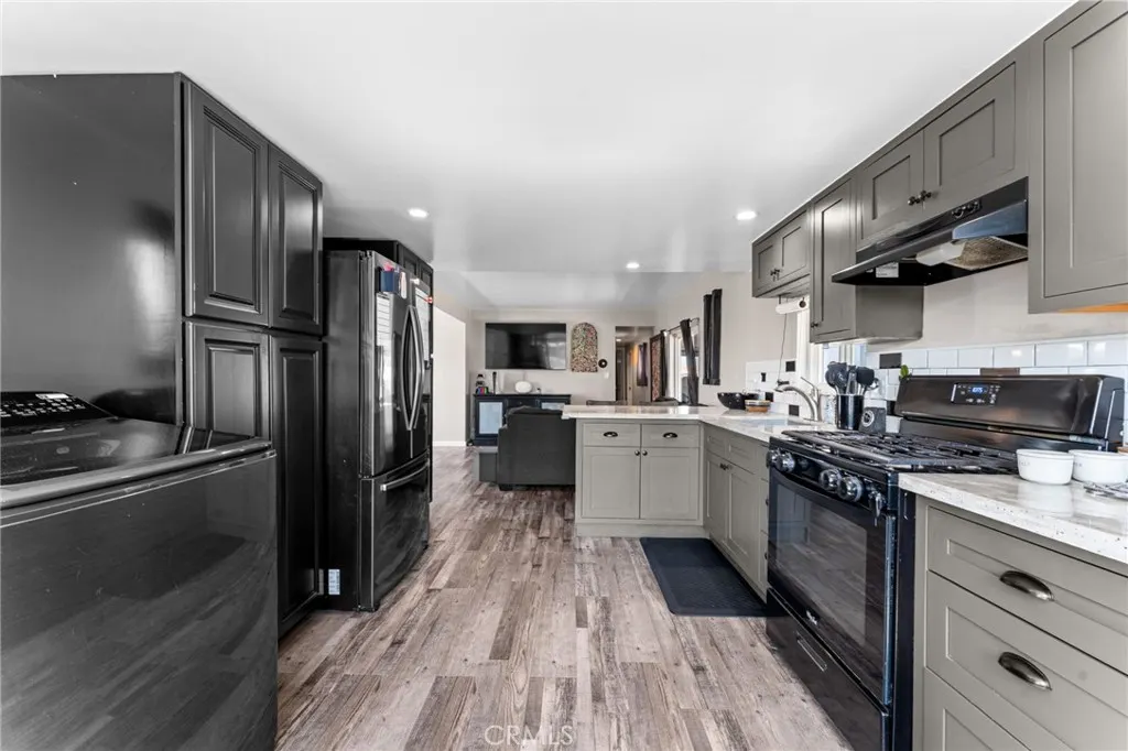 1205 Cypress #181