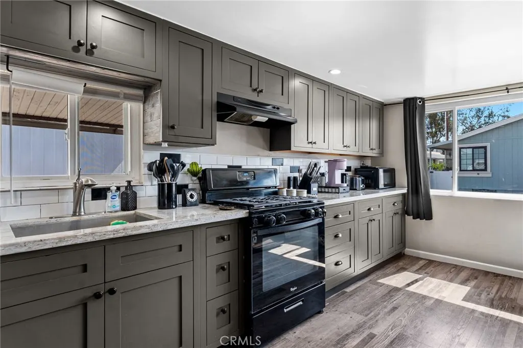 1205 Cypress #181