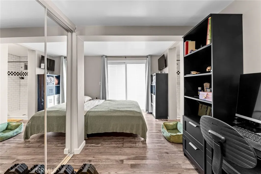 1205 Cypress #181