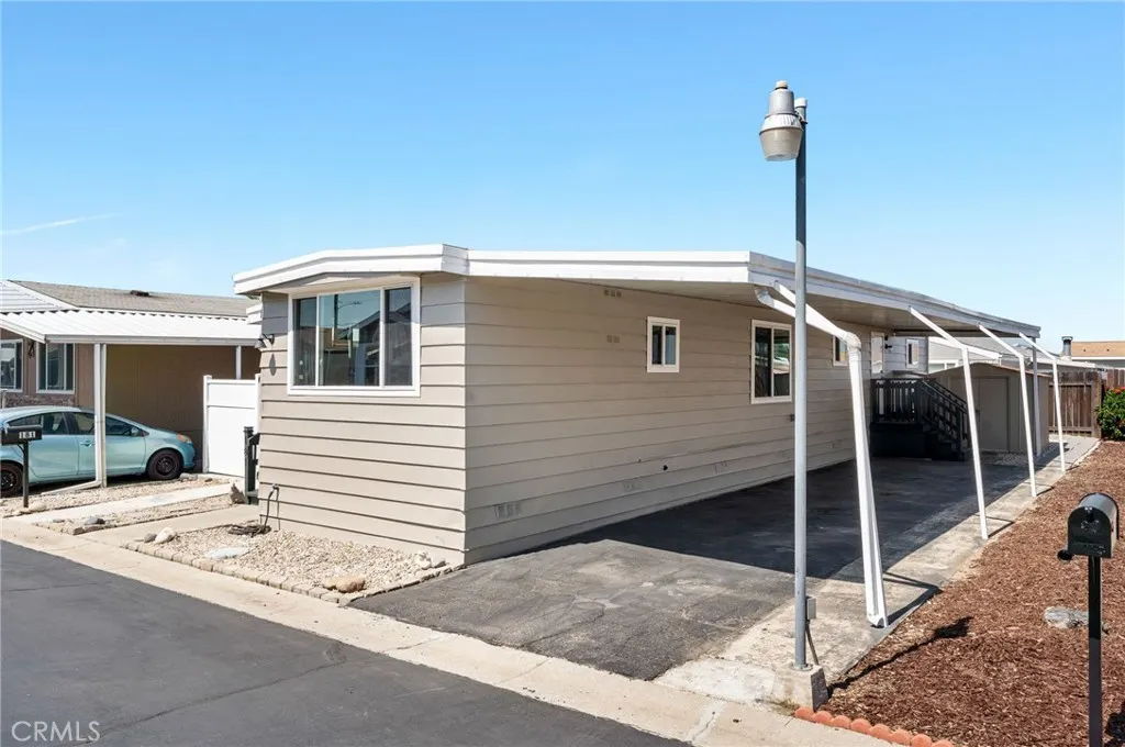 1205 Cypress #181