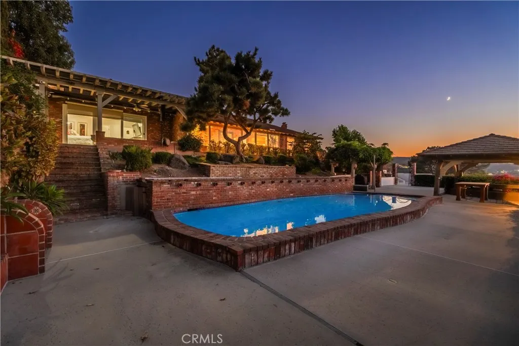 2333 N Coronet Court