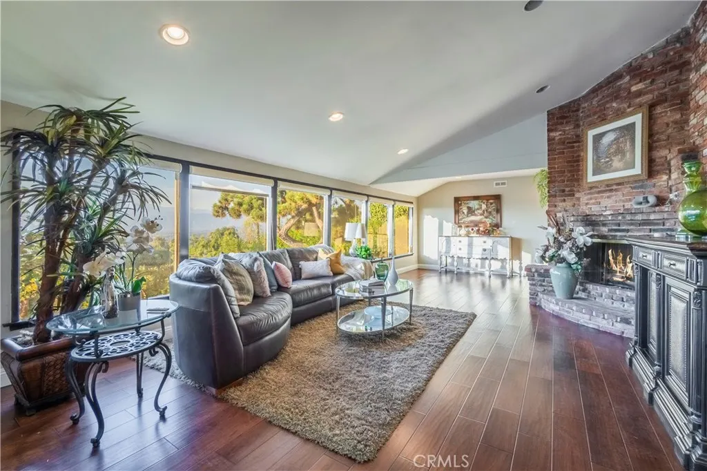 2333 N Coronet Court