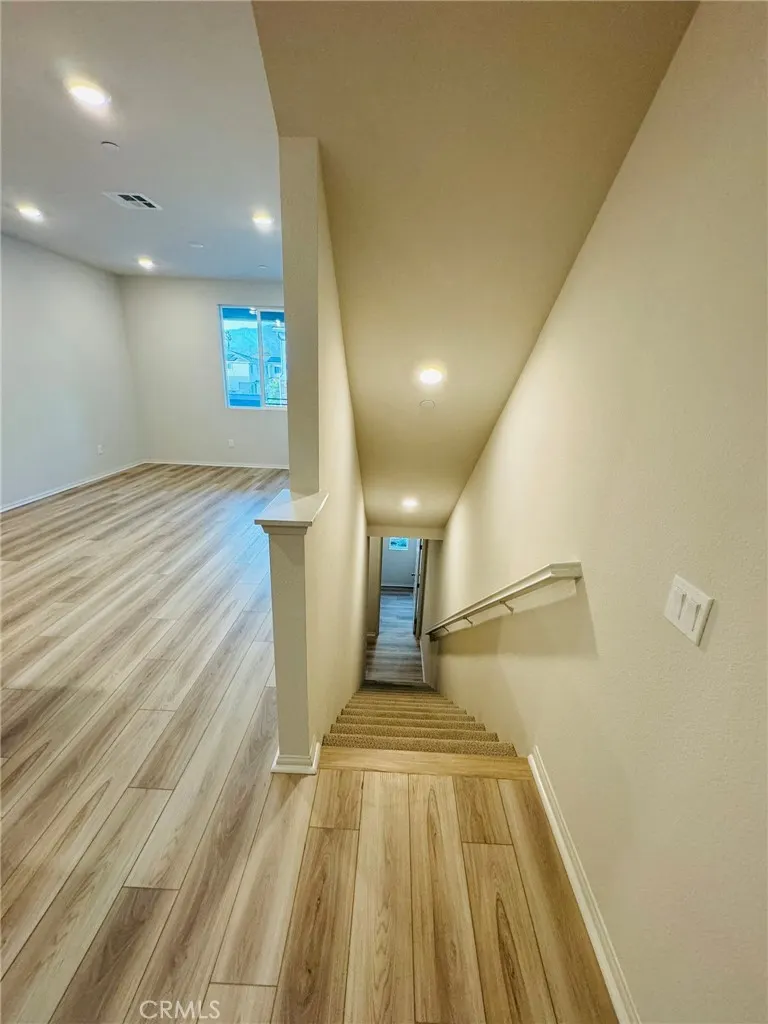 236 lockhart Way